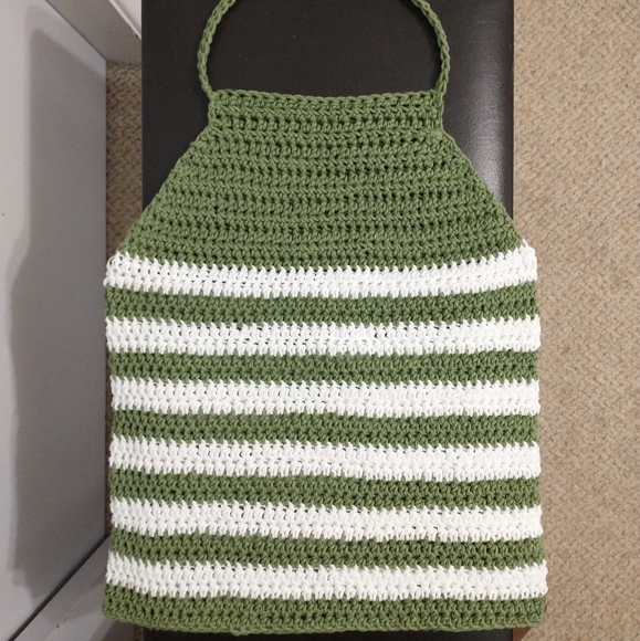 2xHOST PICK - Handmade Green & White Halter Top - Picture 4 of 5